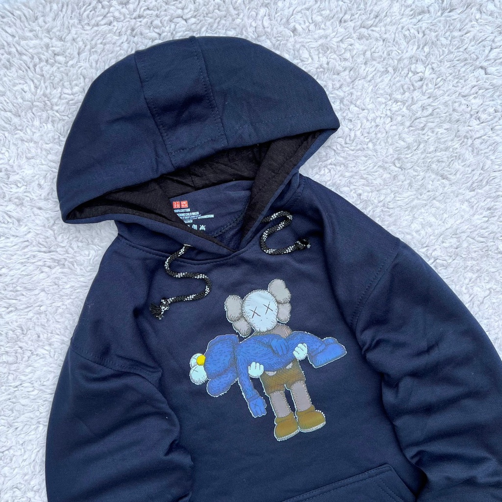 SWEATER HOODIE UNIQLO ONLY BLACK X KAWS INDONESIA FULLTAG &amp; LEBEL | HOODIE PREMIUM | HOODIE UNIQLO KAWS 100%HIGH QUALITY