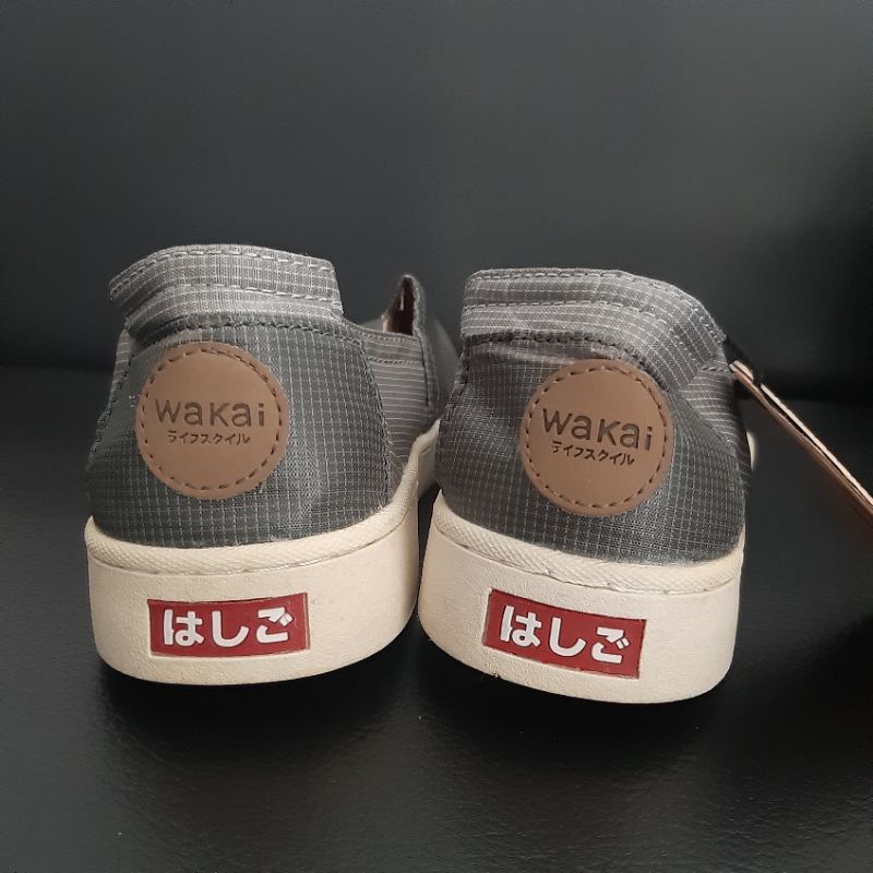 Sepatu Pria Wanita Unisex Wakai Hashigoripstop Original Warna Black/Grey Ukuran 40