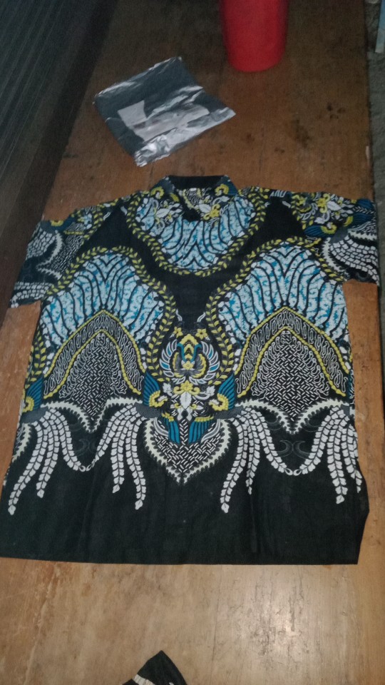 New Kemeja Pria Lengan Pendek