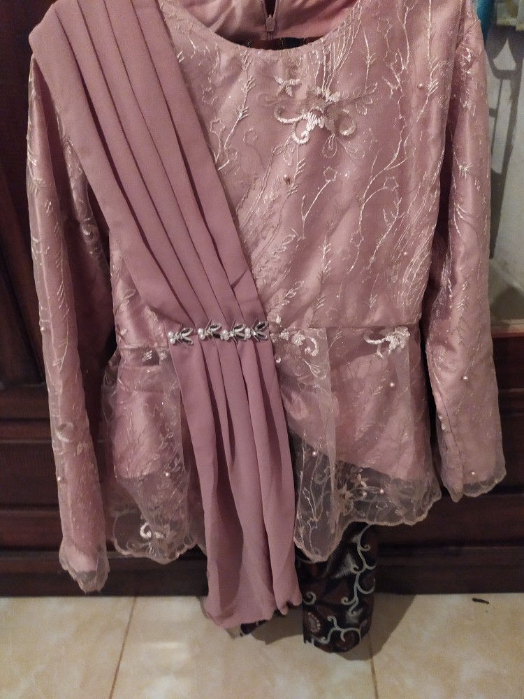 Maura Couple - Sania Ruffle Batik Couple Ori Ndoro Jowi Dnt Garansi Termurah Shopee - Couple Evalia