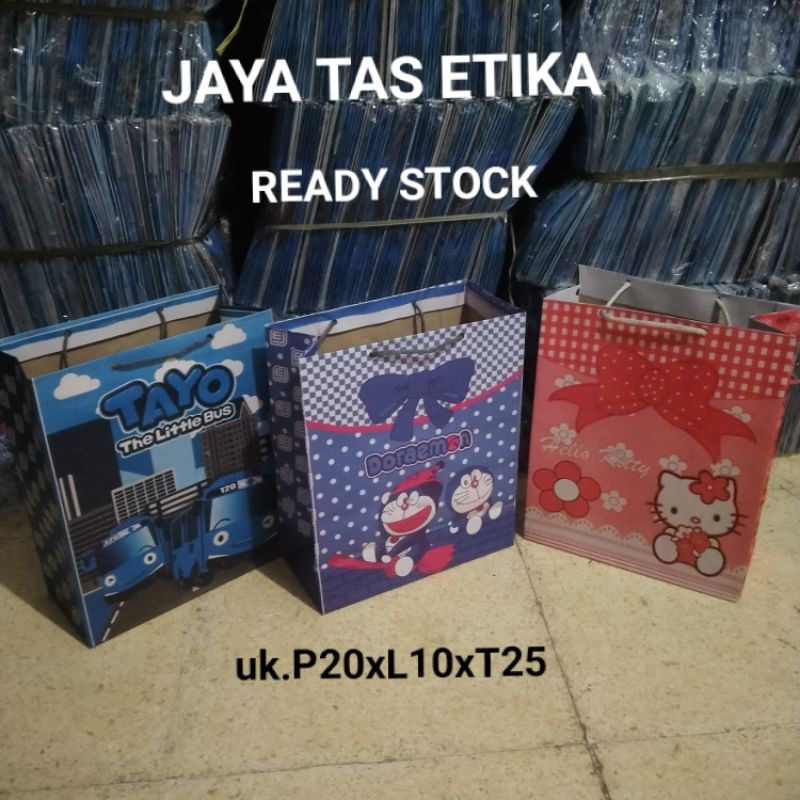 tas ulang tahun/paperbag ulang tahun bingkisan snack P20xL10xT25