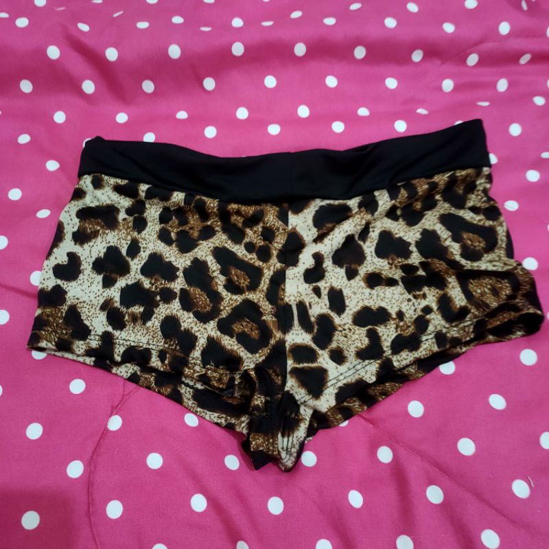 Hot Pant Sexy Motif Leopard Macan Limited Edition