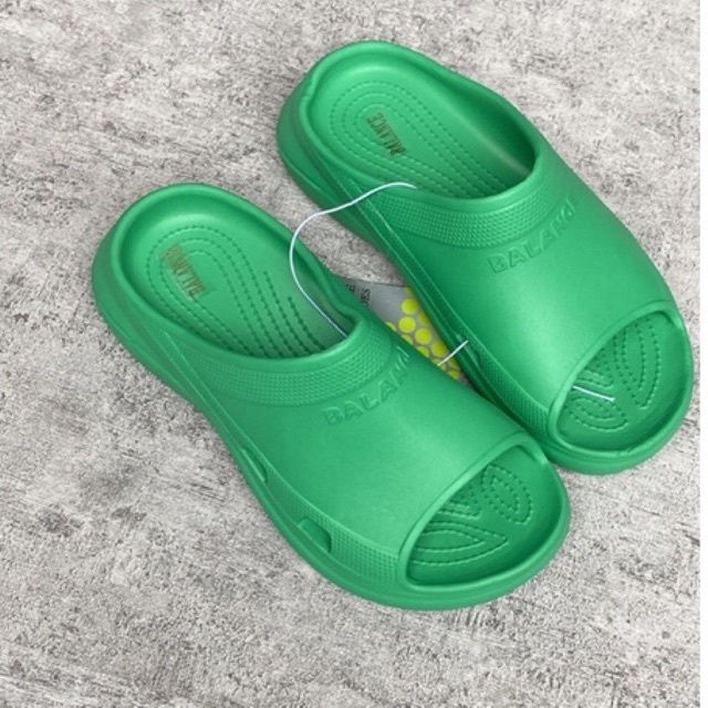 Sandal Fuji Slipper