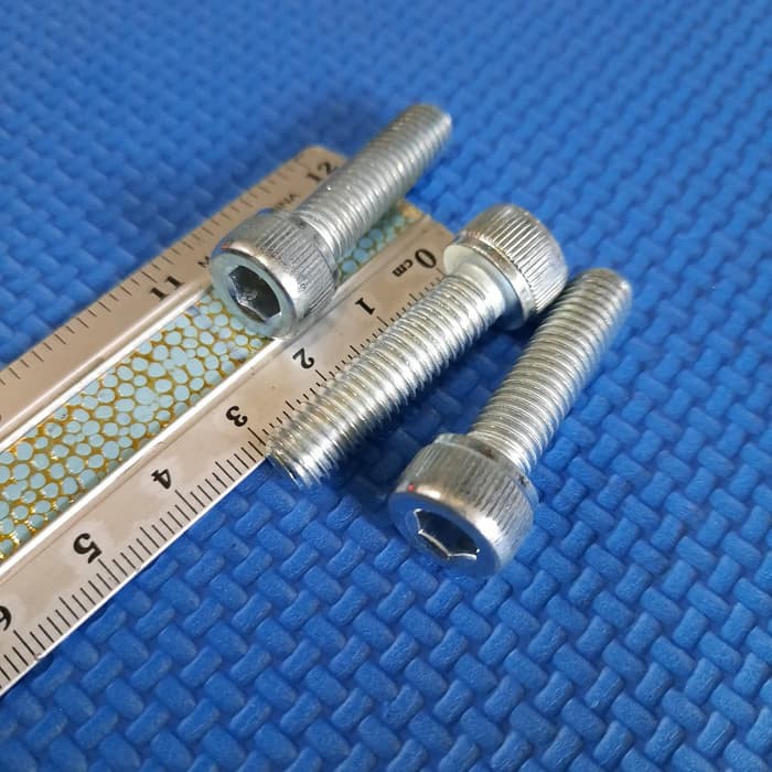 baut L6 3cm putih