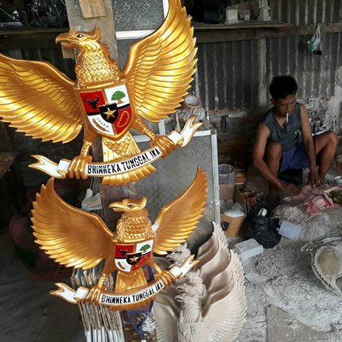 

Patung Lambang Garuda Pancasila Fiber 50 Cm