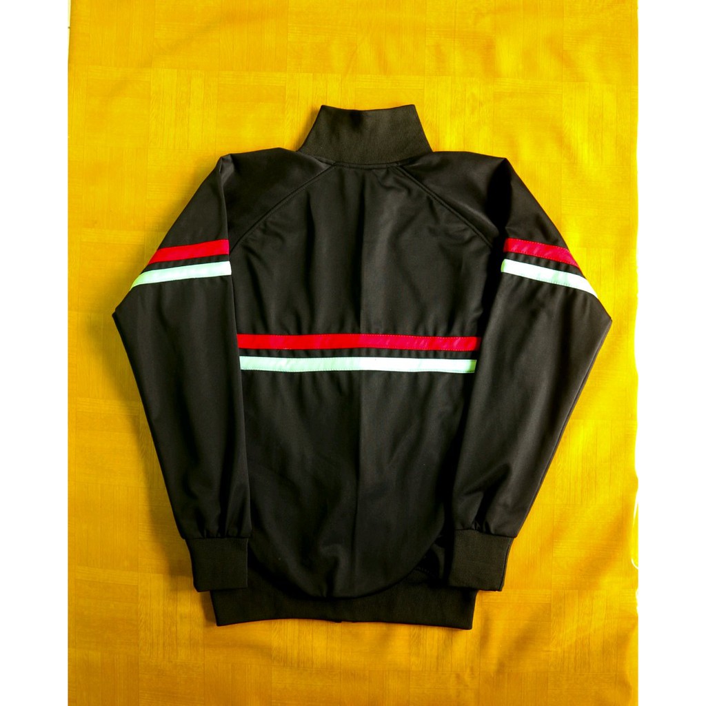 TERKEREN jaket tracktop ellesse remini black Jaket Kekinian