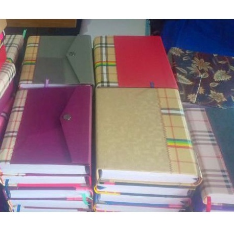 alQuran makna besar sampul polos, batik, poket, SBM kuning