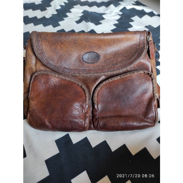 tas kulit asli bucini murah preloved