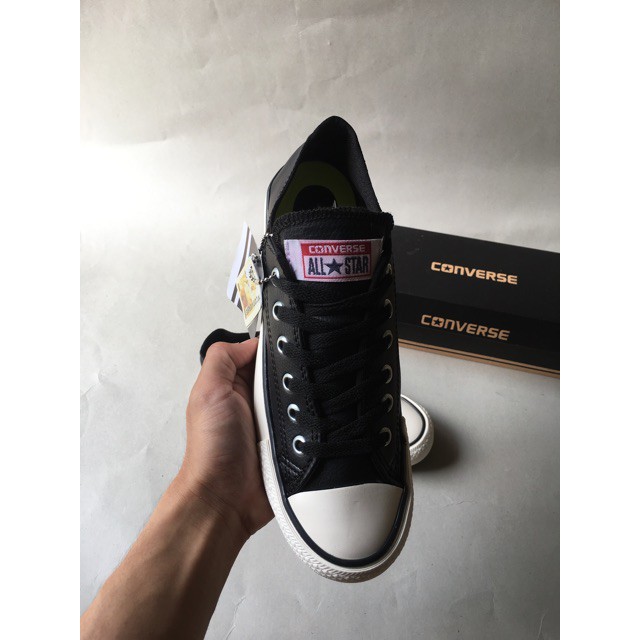 nyaman dipake buat hangout/ Sepatu Converse Allstar OX KULIT HITAM PUTIH Made In Vietnam