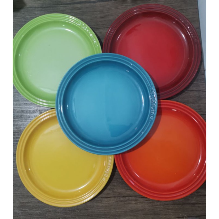 Piring le creuset set of 5 rainbow plate