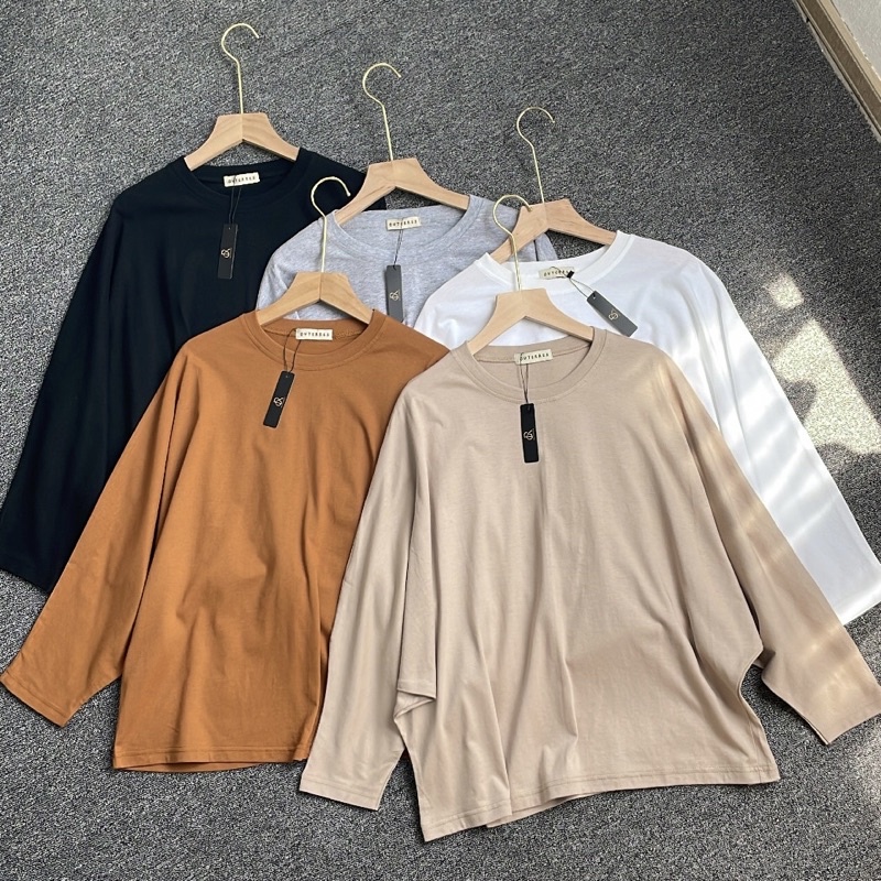 Outerres - AILEE BATWING TOP | Atasan Blouse Kaos Polos Batwing Wanita