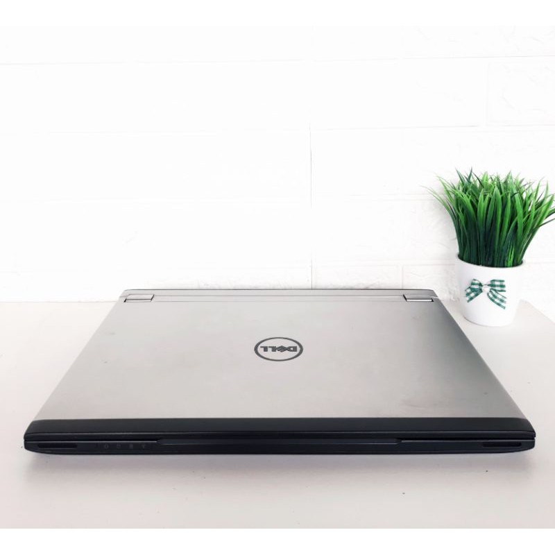 Dell latidude 3330 Intel core i5-3337 Ram 4 GB HDD 320 GB VGA Intel HD Graphics 4000 Bergaransi