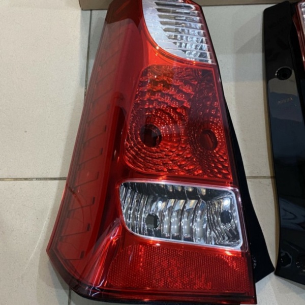 Lampu stop belakang karimun Wagon R original suzuki