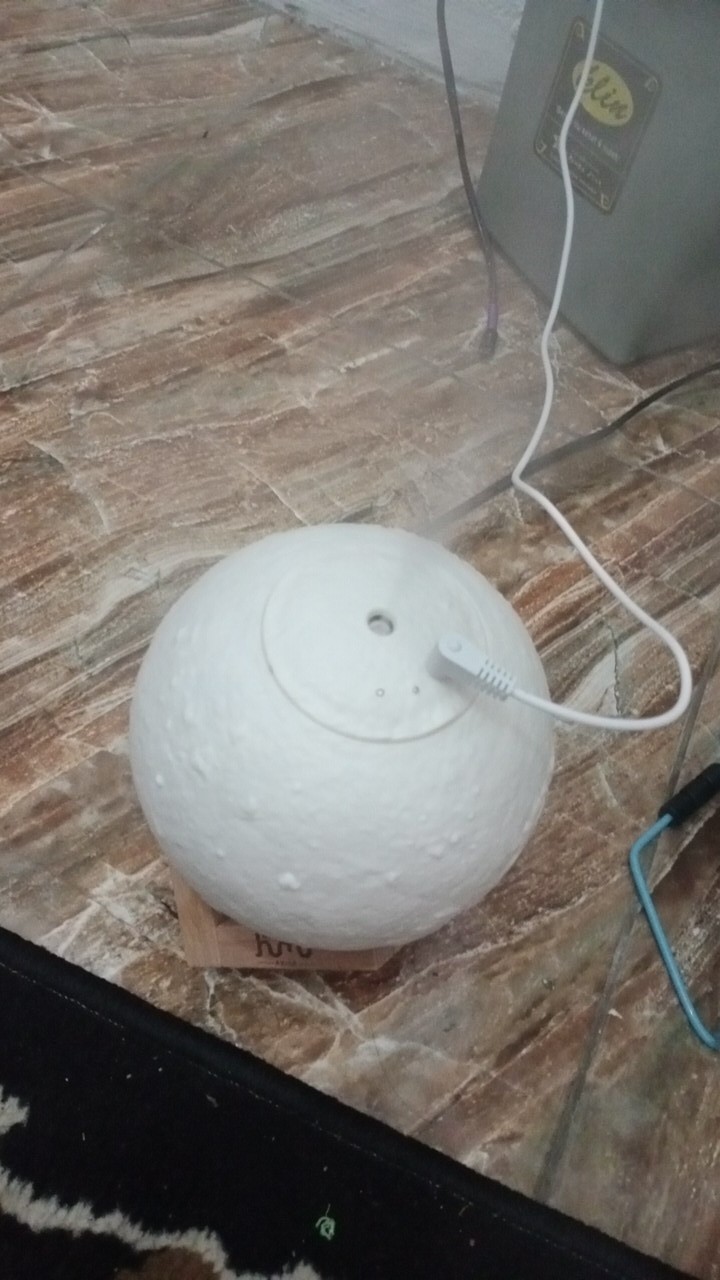 Humidifier Diffuser Aromaterapi + Lampu Tidur Bulan 3d Night Light