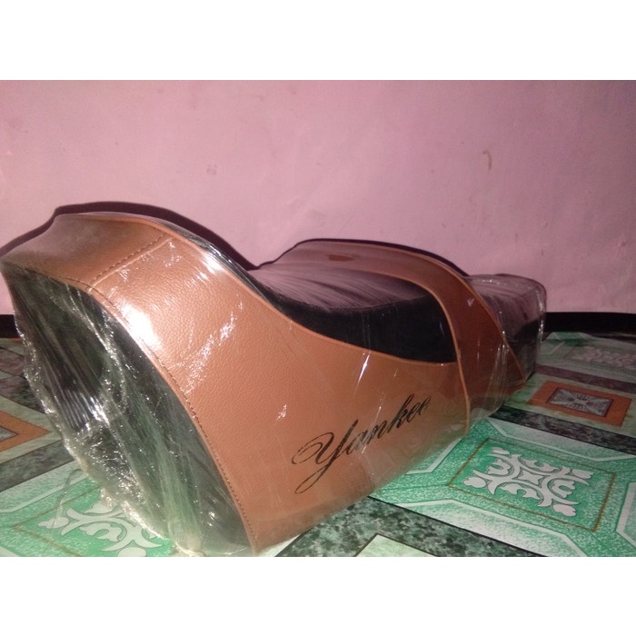 Jok yankee vespa warna coklat limited edition