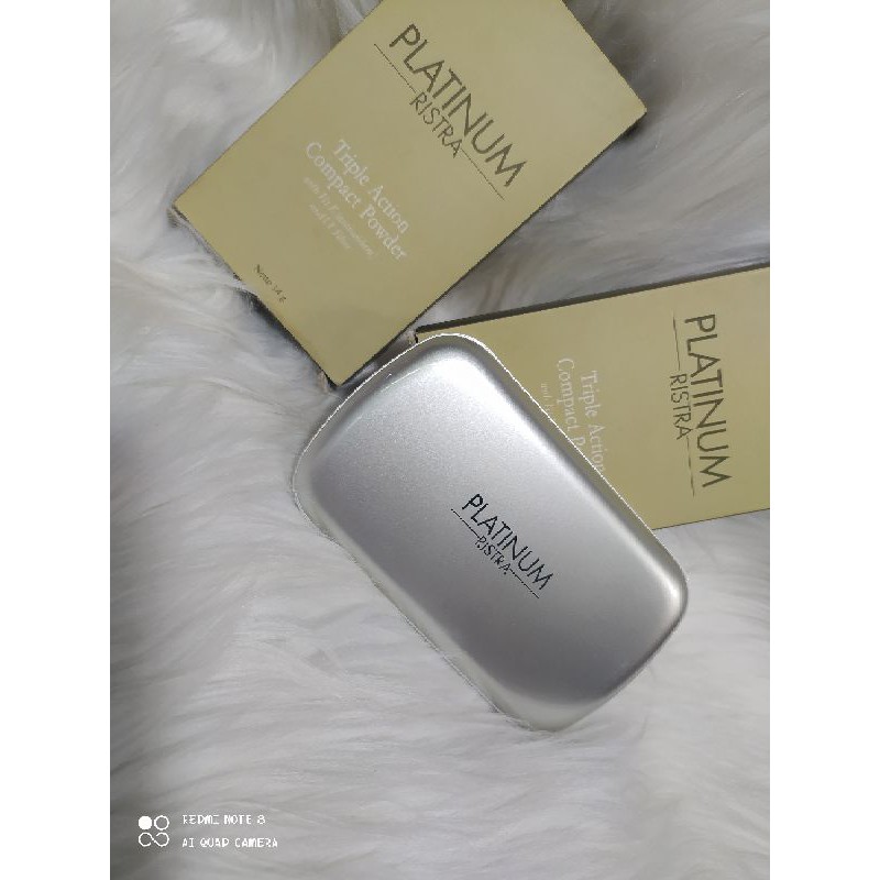Compact Powder Triple Action Ristra Platinum