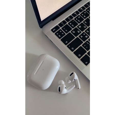 Apple Airpods Pro (Second - Garansi iBox Indonesia)