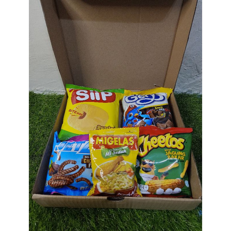 

M),(L), Snack Box /Bingkisan/Gift Box/Hadiah Wisuda/Hadiah Ulang Tahun