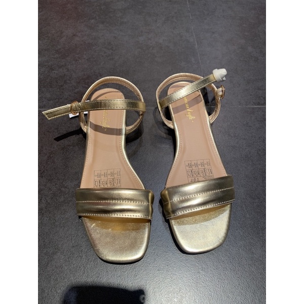 American eagle sippy Gold payless sandal wanita
