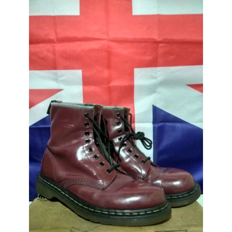 (Sold) Dr Martens 1460 Cherry Red Used