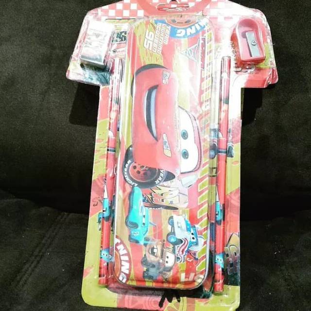 

Paket alat tulis Princess spiderman frozen cars