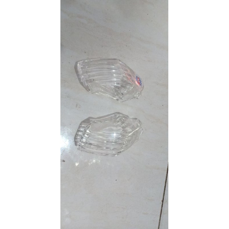 mika sein belakang fizr warna putih non original