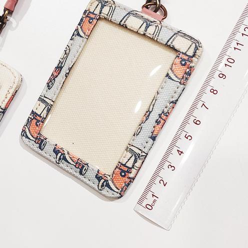 

۞ ID Lanyard Bajaj Pink Canvas Living ℮