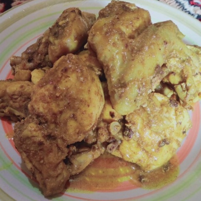 

Ayam Ungkep Bumbu Kuning