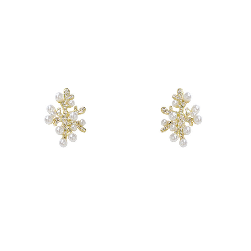 Anting Stud Bahan S925 Silver Needle Aksen Mutiara Koral Zirkon Untuk Wanita