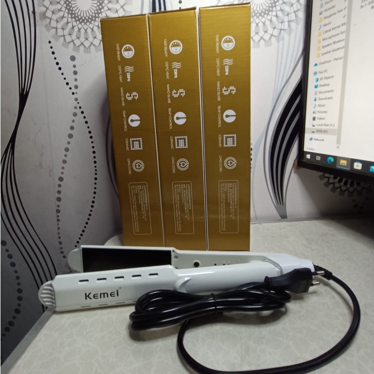 CATOK RAMBUT/PELURUS RAMBUT ORIGINAL KEMEI KM-3229 PROFESIONAL HAIR STRAIGHTENER