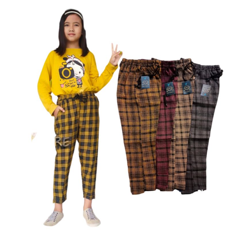 Celana Baggy Pants Anak Perempuan Motif Kotak 6-15 Tahun / Baggy Pants Anak Perempuan / Celana Anak Motif Kotak / Celana Anak Murah / Celana Anak Terbaru / Celana Panjang Anak Perempuan / Celana Anak Perempuan