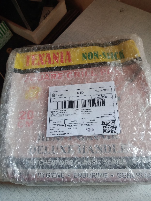 [free Buble ] Square Grill Pan 20 Cm