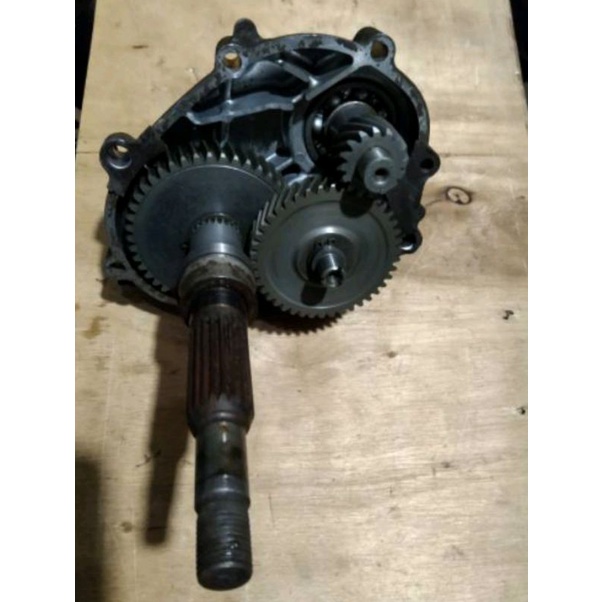 GEAR BOX GEAR GIGI TRANSMISI RASIO GARDAN YAMAHA XEON KARBU XEON INJEKSI ORIGINAL LEPASAN MOTOR