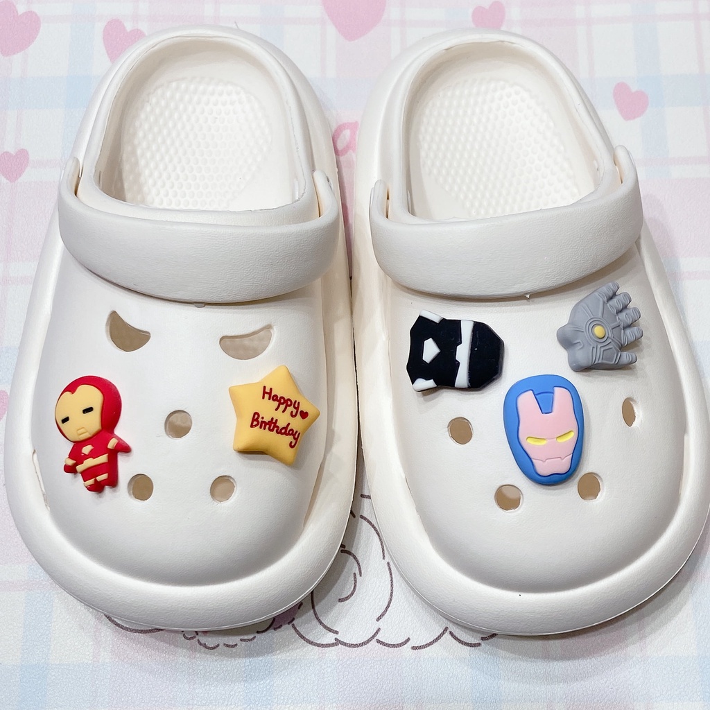 Aksesoris Kancing Sepatu Desain Kartun Iron Man Crocs Jibitz Untuk Anak Laki-Laki Dan Perempuan