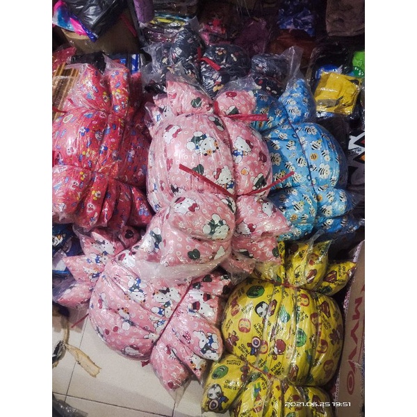 Bantal &amp; Guling Squishy