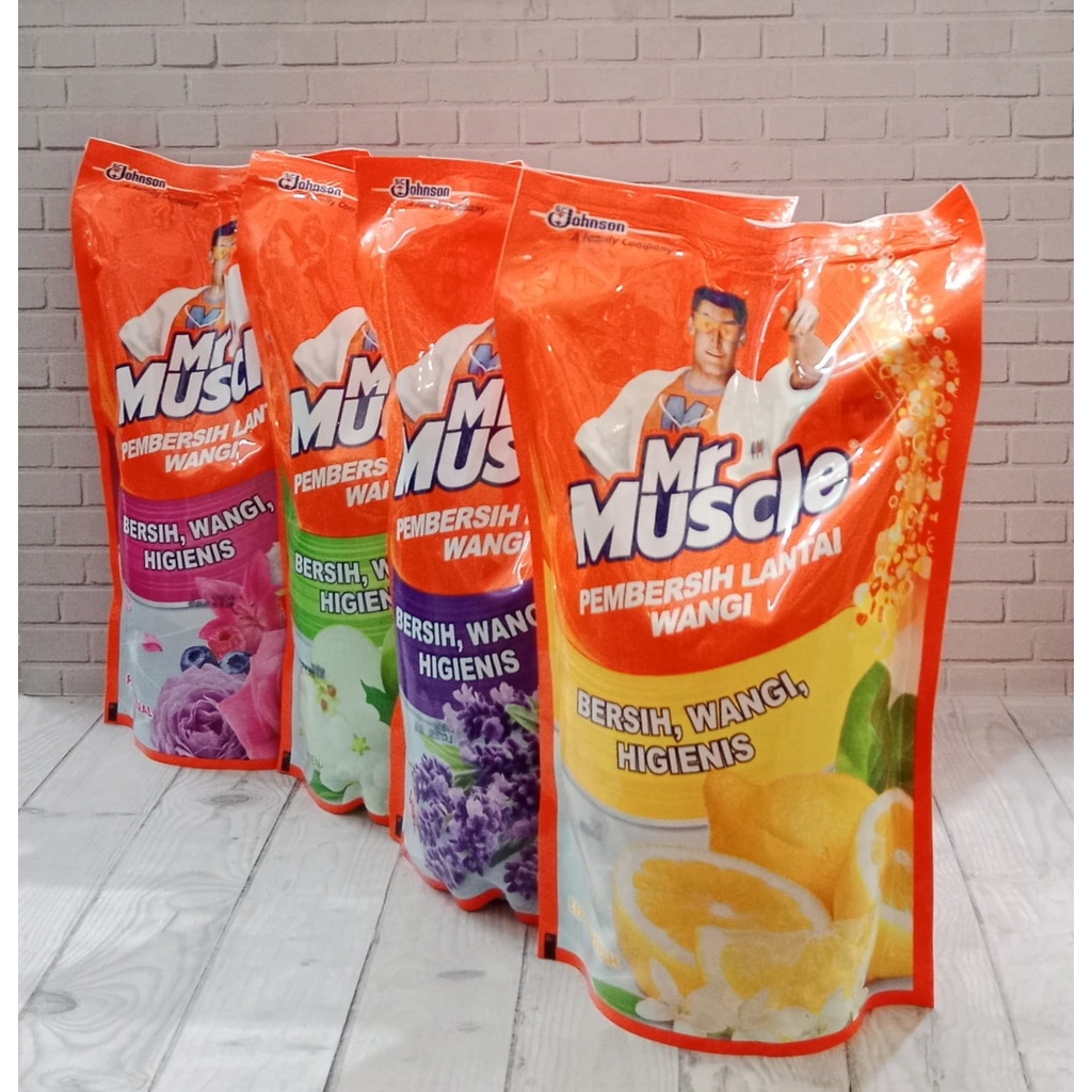 SABUN PEMBERSIH LANTAI MR MUSCLE 720 ML - MR MUSCLE
