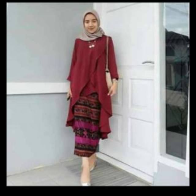 Set Cantik (tunik dan rok)