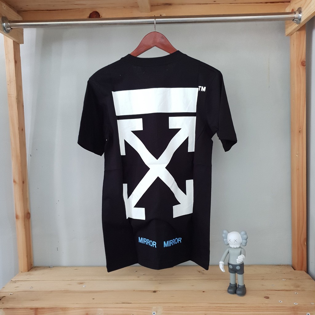 KAOS OFF WHITE CARAVAGGIO HITAM