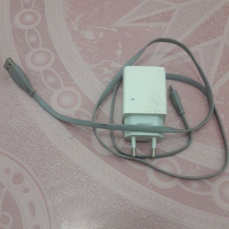 Charger Handphone Bekas Pakai Type C