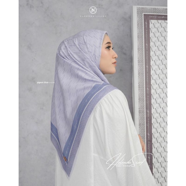 Holanda Scarf By Nadheera Luxury