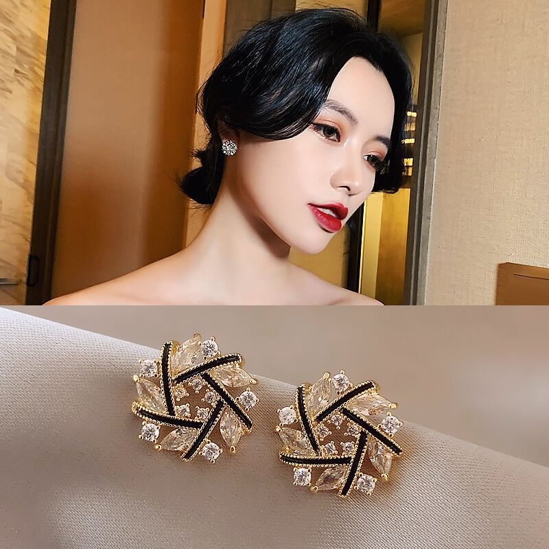 925 Silver Needle Earrings Female Summer Niche New Ins Trend High-end Light Luxury Temperament Fashion Accessories Jewelry Gifts