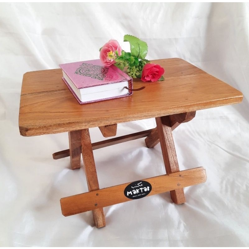 MEJA LIPAT KAYU JATI UNTUK PAUD DAN TK