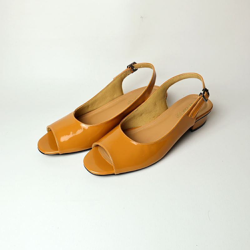 Sepatu Sendal Flat Makazi Jumbo 41-45 / Flatshoes Ukuran Besar Wanita Bule Turis Kasual Tan, 42