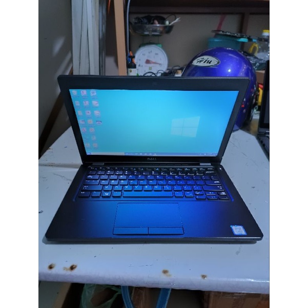 Laptop Dell 5290 core i5 gen 8 ram 8gb ssd 256gb