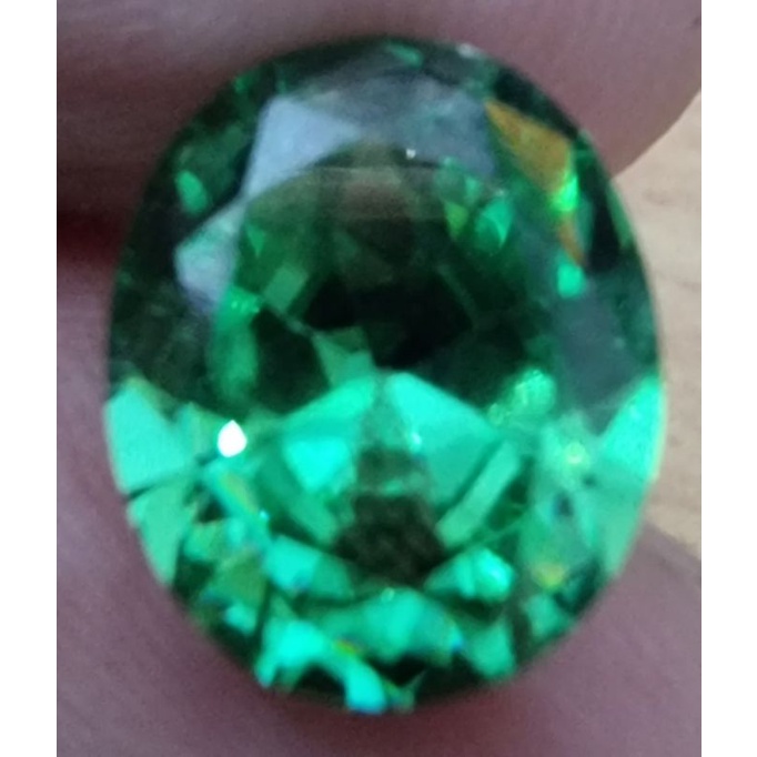 Batu Green Safir Cutting Natural