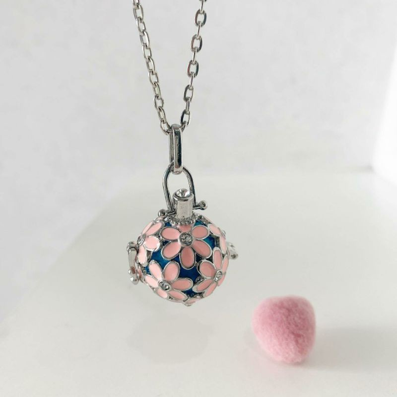Pink floral kalung diffuser