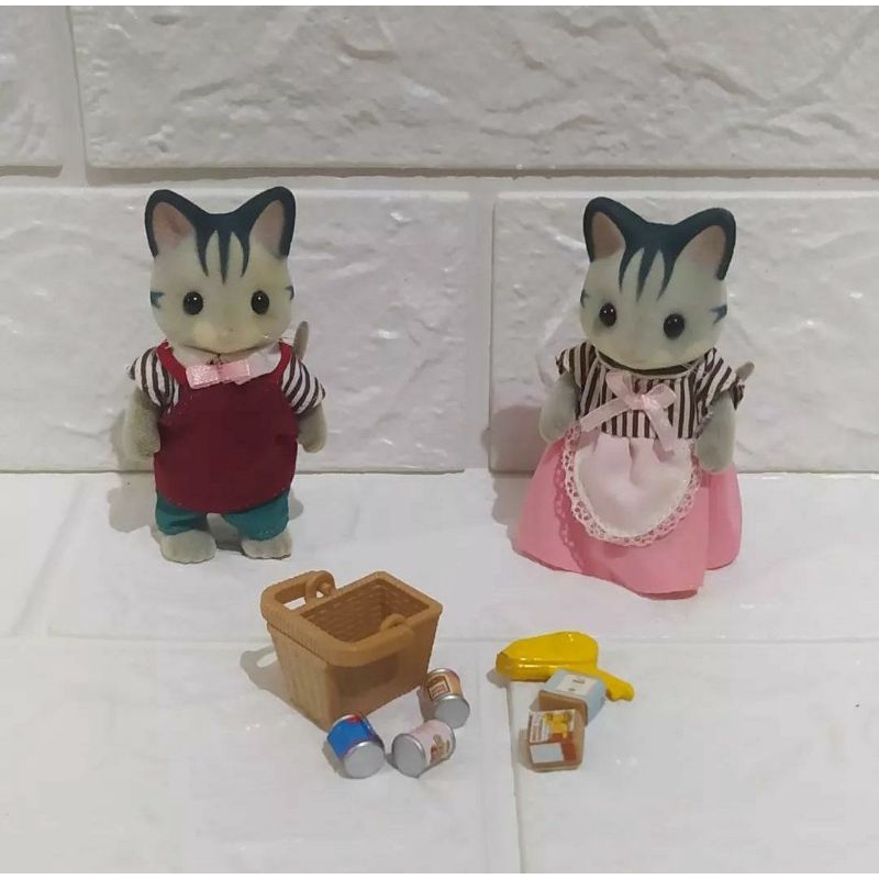 sylvanian supermarket owner