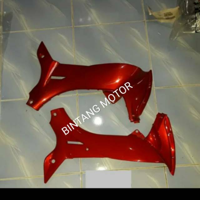 sayap dalam yamaha jupiter z lama warna merah