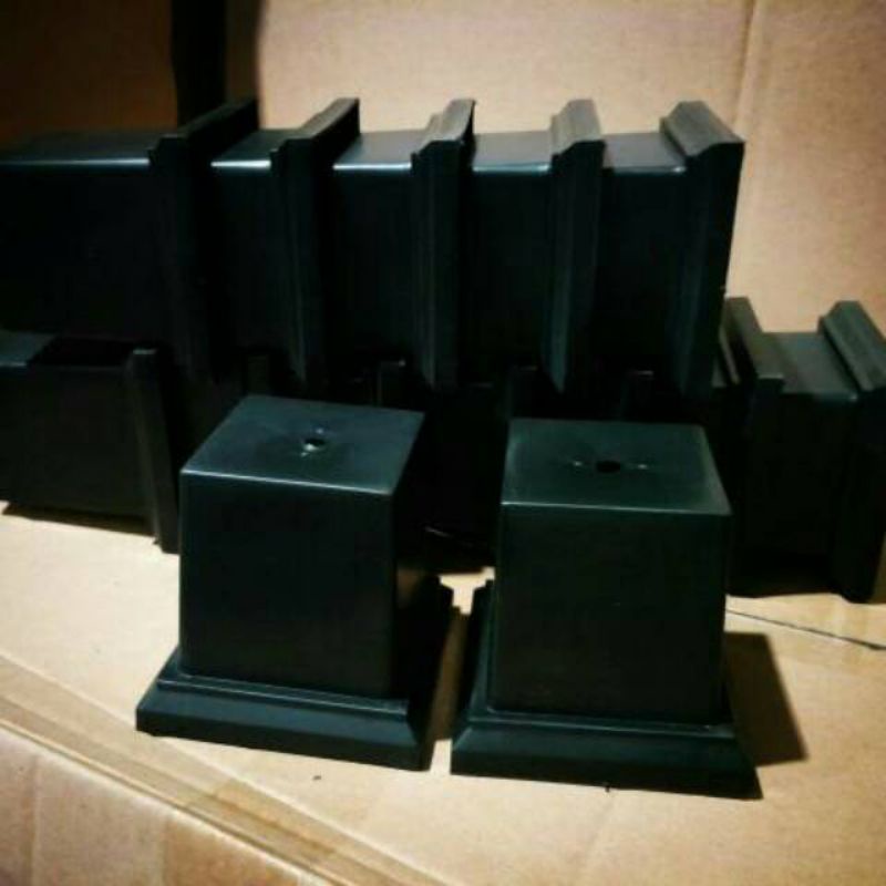 

tatakan pila w4 kotak hitam