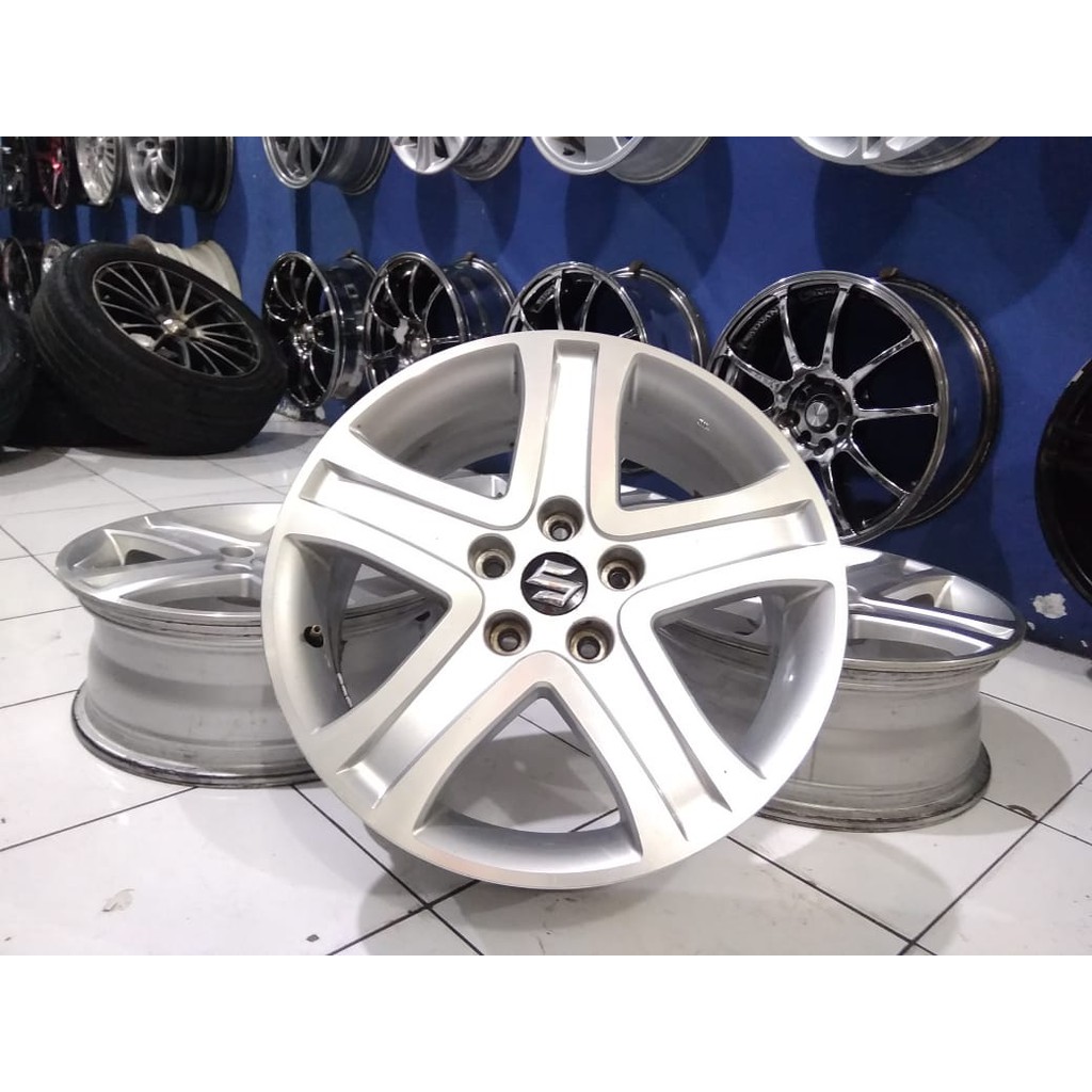 velg mobil seken setandar vitara ring 17x7 pcd 5x114 seken murah